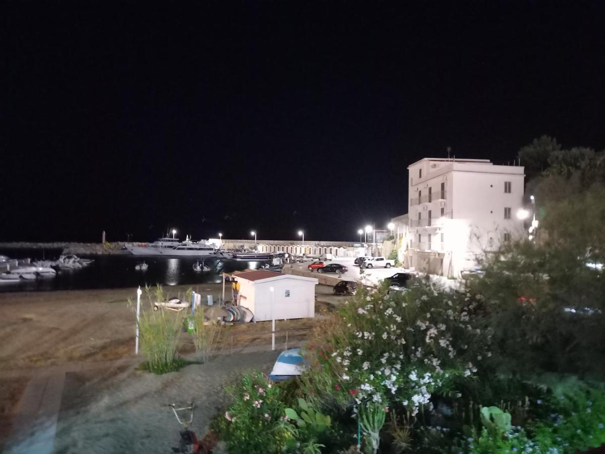 Sea House B&B Peschici Buitenkant foto